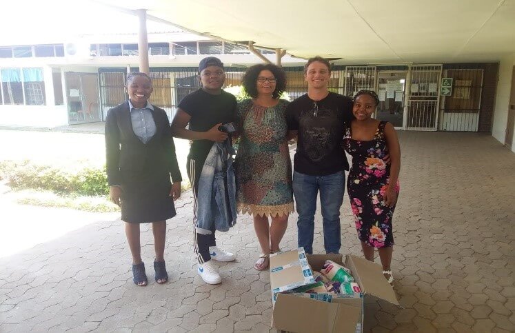 3rd year psychology students from university of pretoria donating items to our beneficiaries (1)