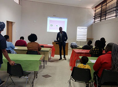 end-user computing training in progress-crop-u57037